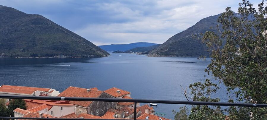 From Dubrovnik: Perast, Kotor & Budva Small-Group Day Trip - Who Should Book This Trip, and Who Might Prefer Something Else