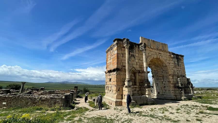 From Fes: Meknes Volubilis and Moulay Idriss Day Trip - Meknes Medina: Lahdim Square, Bab Mansour, and that Spanish-Moorish sparkle