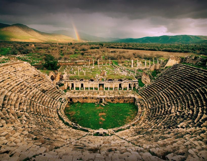 From Fethiye: Pamukkale & Hierapolis Day Trip w/ Meals - Pamukkale’s Travertine Terraces: The White Pools You Walk Around