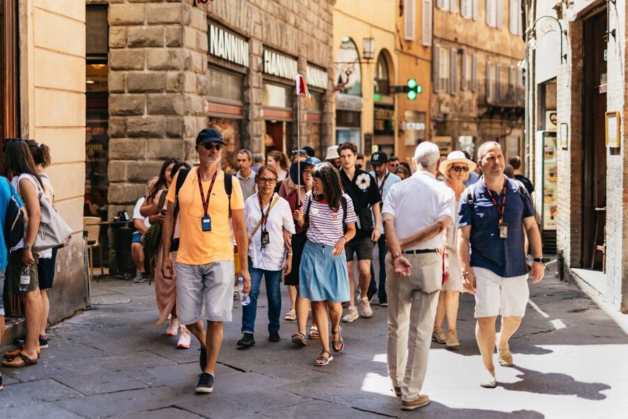 From Florence: Siena, San Gimignano, Pisa & Lunch at Winery - Meeting at Santa Maria Novella and Riding in Comfort