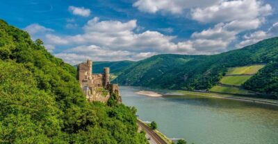 From Frankfurt: Rhine Valley Day Trip - Rüdesheim, the Niederwald Monument, and Assmannshausen: the stops that set up the views