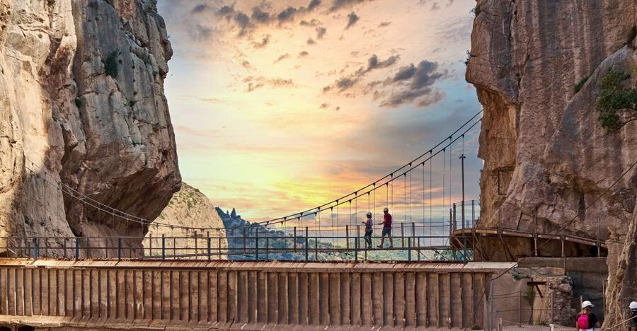 From Fuengirola: Caminito del Rey Guided Day Trip - Key things that make this trip worth your time