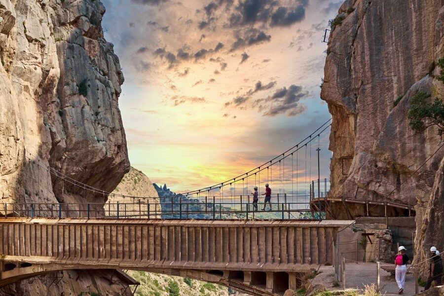 From Fuengirola: Caminito del Rey Guided Day Trip - The southern walkways near El Chorro: narrow, long, and unforgettable