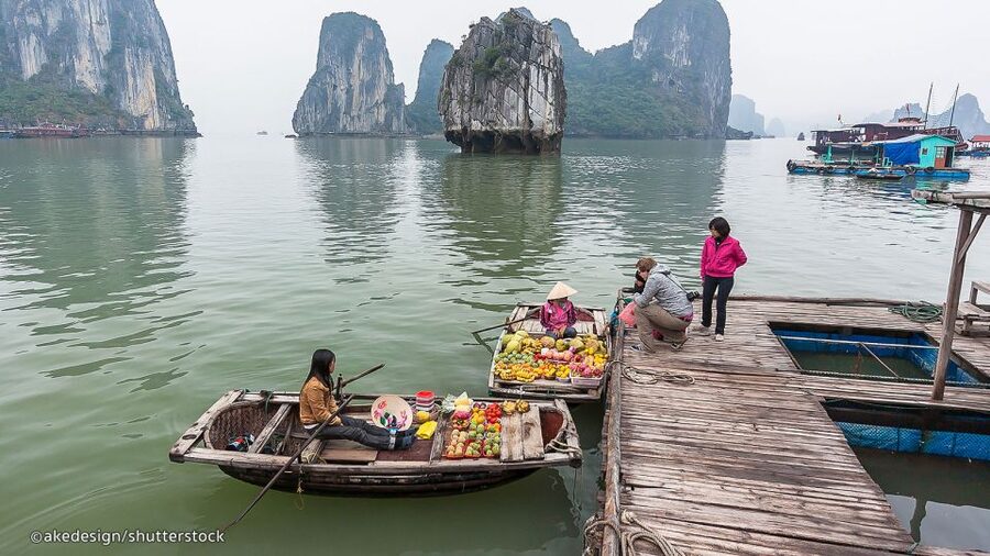 From Hanoi: Halong Bay Day Trip with Lunch and Transfers - Sung Sot Cave: the big wow factor (with an escape option)