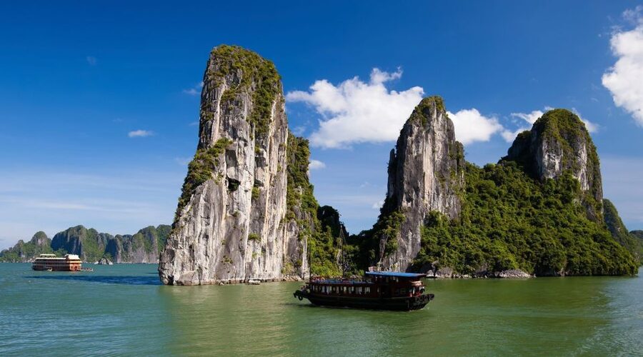 From Hanoi: Halong Bay Day Trip with Lunch and Transfers - Kayaking or bamboo boating in the mountain lagoon