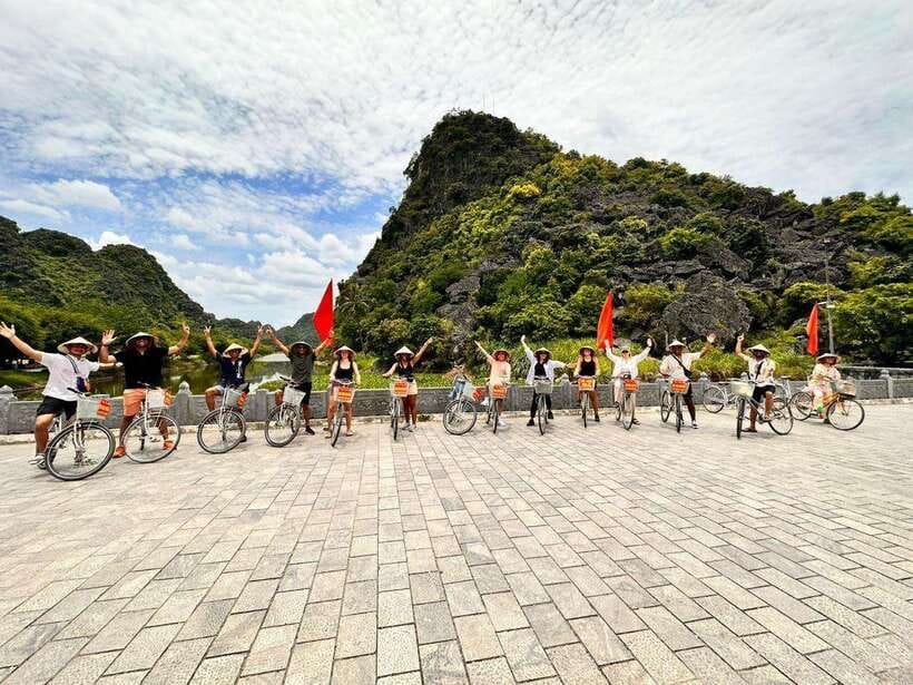 From Hanoi: Ninh Binh, Hoa Lu, Tam Coc, & Mua Cave Day-Trip - Hoa Lu Ancient Capital: dynasties in a temple-and-gardens layout