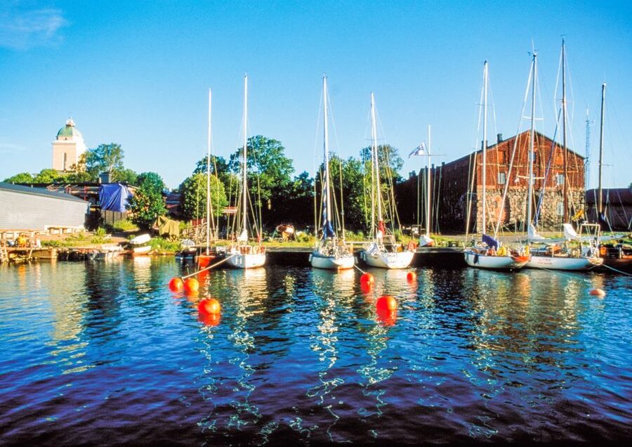 From Helsinki: Return Day Trip Ferry Ticket to Tallinn - KUMU and Kadriorg Palace: Optional Stops Beyond the Walls