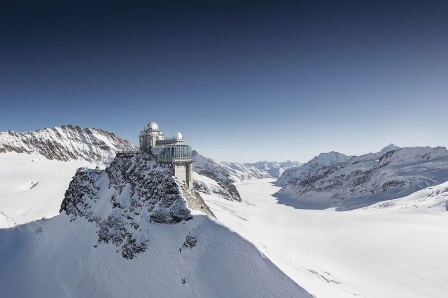 From Interlaken: Guided Tour to Jungfraujoch - Top of Europe - Cogwheel train to Jungfraujoch: where the altitude sets in