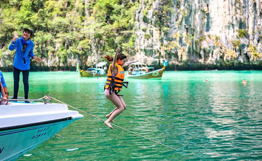 From Khao Lak: Phi Phi, Maya Bay, and Khai Islands Day Trip - From Khao Lak to Leam Nga: pickup, safety briefing, and boat reality