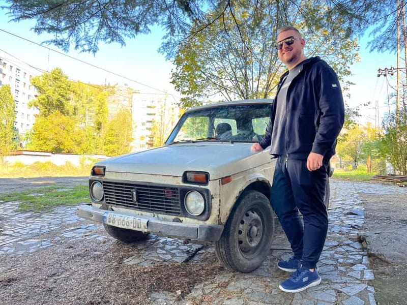 From Kutaisi: Chiatura Day Trip with Katskhi Pillar and More - Guides, safety, and the snow-test you never want to see