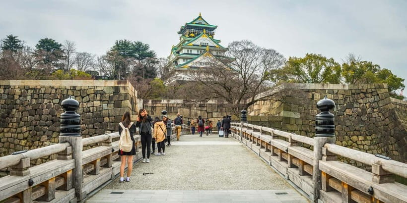 From Kyoto: Nara, Osaka & Kobe Day Trip – 3 Cities in 1 Day - Osaka: Dotonbori street life and the food-first mindset