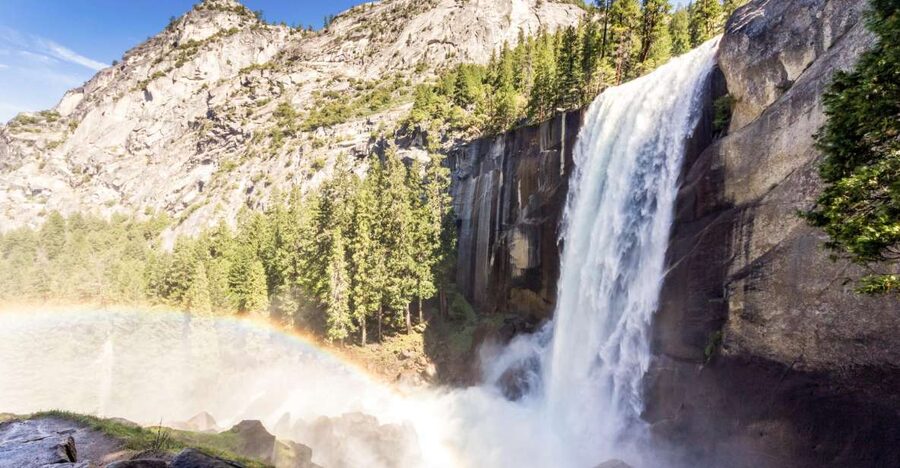 From Lake Tahoe: Yosemite National Park Day Trip with Lunch - From South Lake Tahoe to Yosemite Valley: the mini-bus timing that makes or breaks it