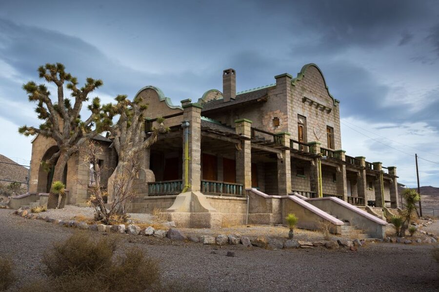 From Las Vegas: Death Valley & Rhyolite Ghost Town Day Trip - Tom Kelly Bottle House and a Secret Stop: Quirky Stops That Add Variety