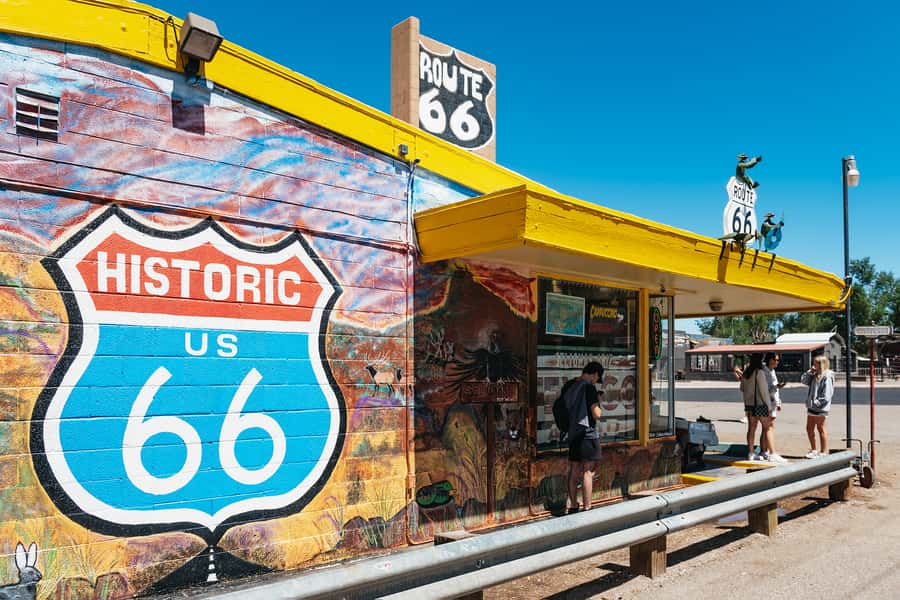 From Las Vegas: Grand Canyon South Rim Day Trip - Lunch at an Arizona Family Diner: Fuel Without the Stress