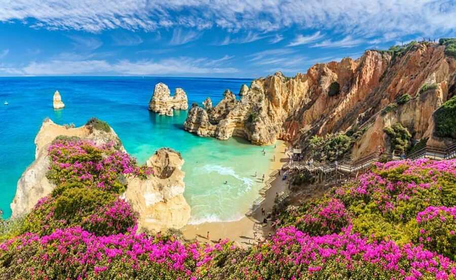 From Lisbon: Private Day Trip to Algarve with Hotel Pick Up - Algar Seco and Carvoeiro: limestone theatrics with walking options