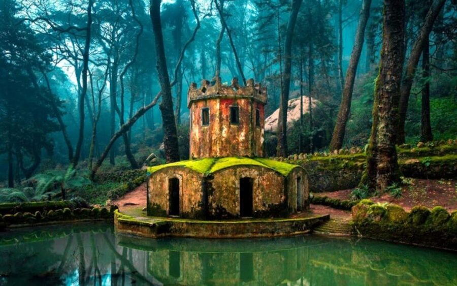 From Lisbon: Sintra, Cabo da Roca, & Cascais Day Trip - Pena Palace: 19th-Century Fantasy With Real-World Crowds