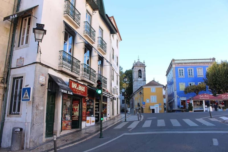 From Lisbon: Sintra Sights, Cabo da Roca, & Cascais Day Trip - A 1-day loop through Sintra, Cabo da Roca, and Cascais