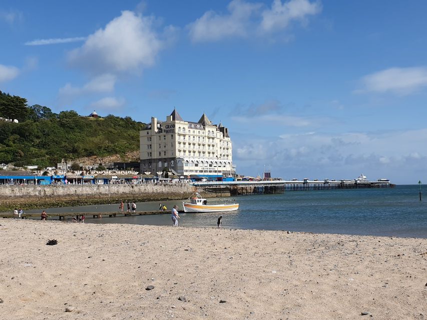 From Liverpool: North Wales Adventure Sightseeing Day Trip - Guides and audio narration: how you turn views into context