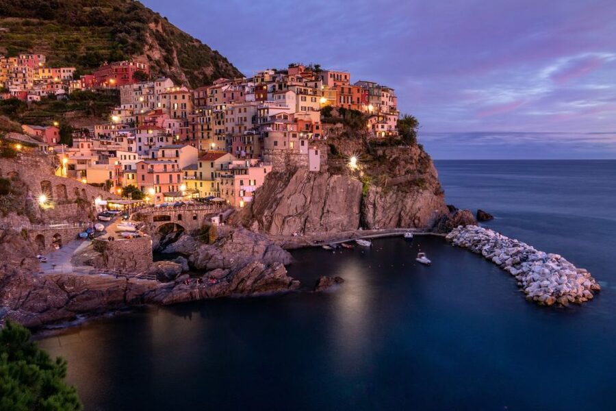 From Livorno: Day Trip to Pisa and Cinque Terre's Manarola - Piazza dei Miracoli: using your free time at UNESCO speed