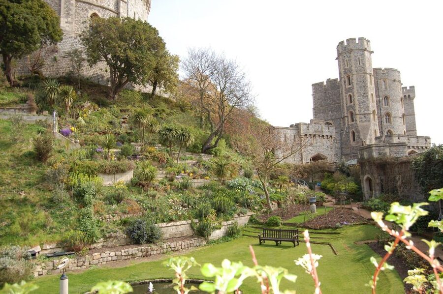 From London: Half-Day Trip to Windsor with Castle Tickets - Key points to know before you go