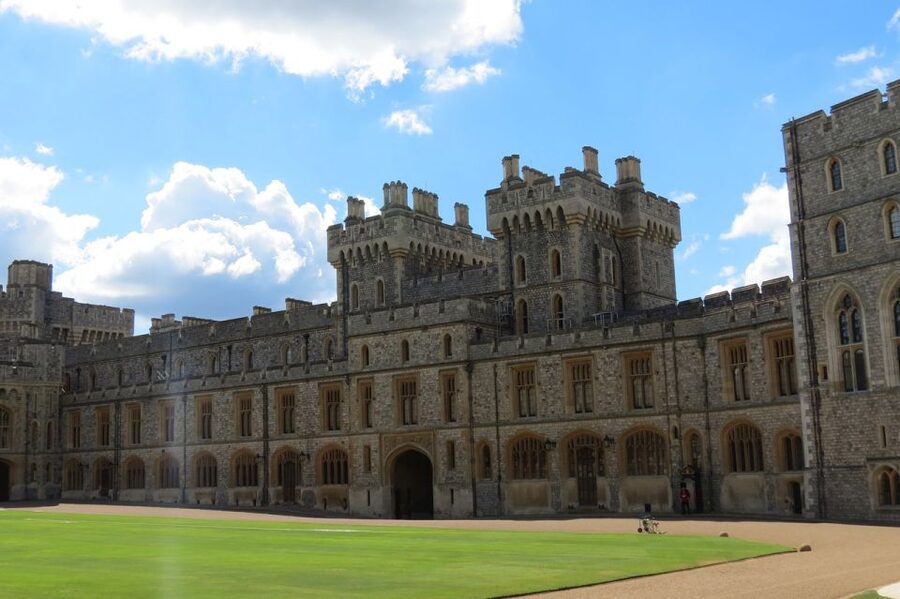 From London: Half-Day Trip to Windsor with Castle Tickets - The heart of the trip: Windsor Castle in about 2.5 hours