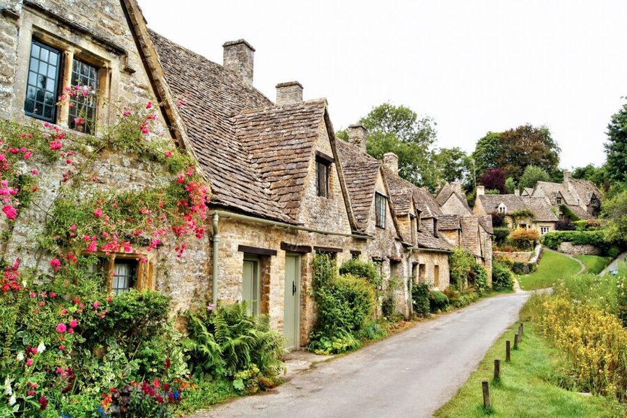 From London: Oxford and Cotswolds Villages Day Trip - Burford: the small-town pause that keeps the day fun