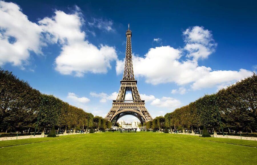 From London: Paris Day Trip with Lunch on Eiffel Tower - Key highlights to know before you go