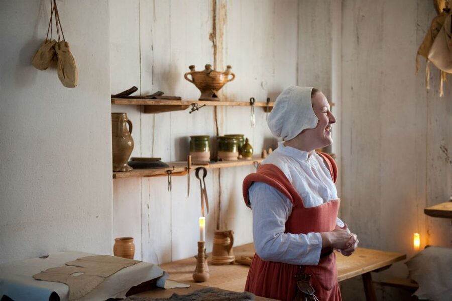 From London: Shakespeare's Stratford-upon-Avon Day Trip - Shakespeare’s Birthplace: where the story starts to feel real