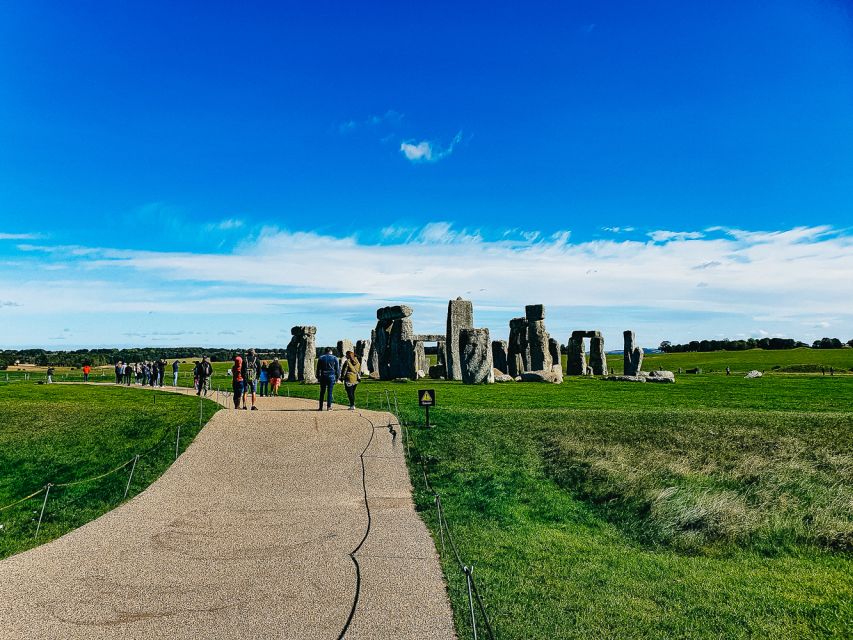 From London: Stonehenge and Bath Day Trip with Ticket - Should you book this Stonehenge and Bath day trip?