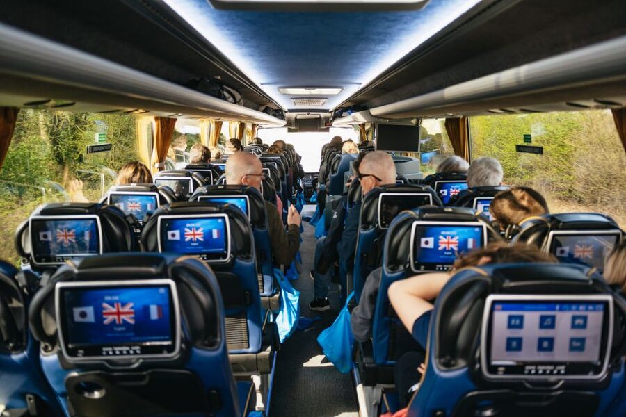 From London: Stonehenge Half-Day Trip - From Central London to Salisbury Plain: the long coach ride that sets expectations