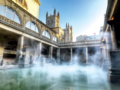 From London: Stonehenge & Roman Baths Full-Day Trip - Stonehenge on Salisbury Plain: how the visit actually works
