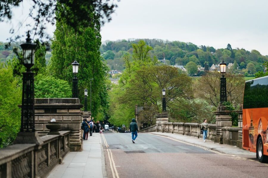 From London: Stonehenge & Roman Baths Full-Day Trip - Should you book this Stonehenge and Bath full-day trip?