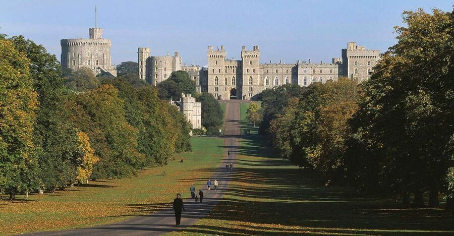 From London: Windsor, Oxford & Stonehenge Full-Day Trip - A 10-Hour Circuit of Royal Windsor, Stonehenge, and Oxford