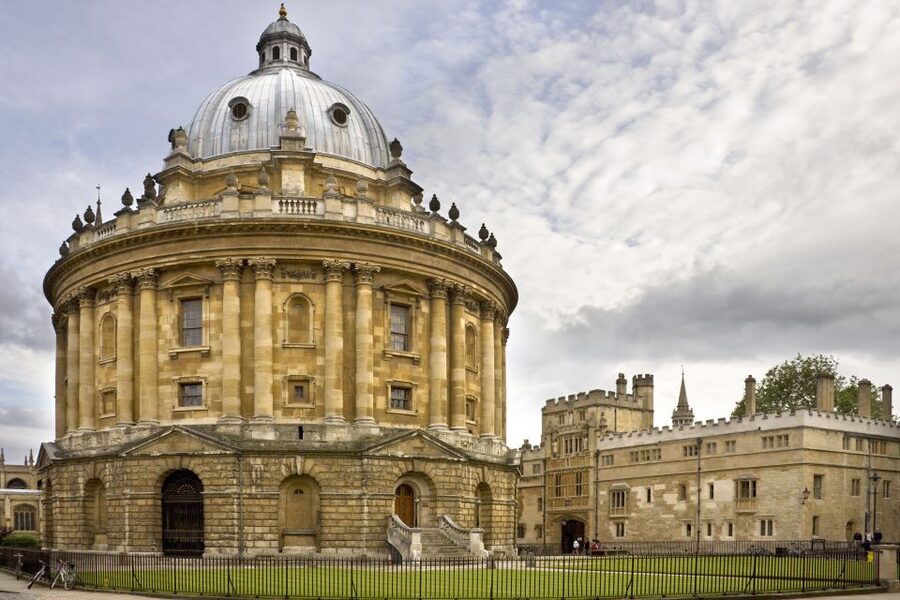 From London: Windsor, Oxford & Stonehenge Full-Day Trip - Windsor Castle Through–the–Keyhole: Gardens, State Apartments, and St George’s Chapel