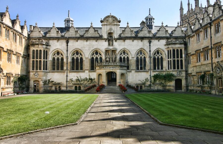 From London: Windsor, Oxford & Stonehenge Full-Day Trip - Price Value Check: Why $120 Can Make Sense (and when it doesn’t)