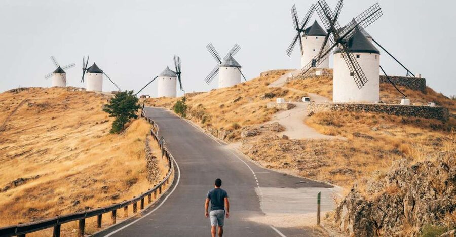 From Madrid: Day trip to Toledo and Don Quixote Windmills - Toledo: wandering the cobbled streets like you actually live there