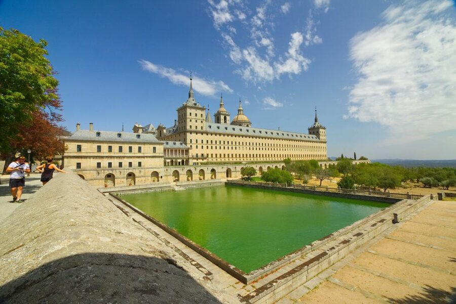 From Madrid: El Escorial, Valley and Segovia Day Trip - Skipping lines matters more than you think