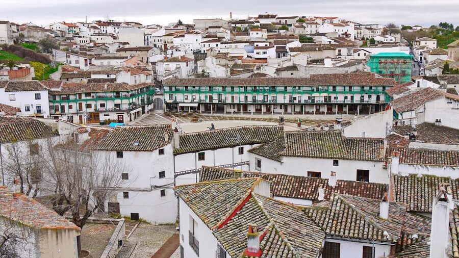 From Madrid: Guided Day Trip to Chinchon, Aranjuez & Toledo - Starting at Plaza de Neptuno: meeting, timing, and getting oriented