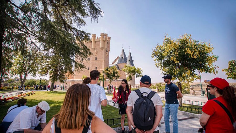 From Madrid: Guided Day Trip to Segovia, optional Alcázar - The Jewish Quarter: why the walking matters