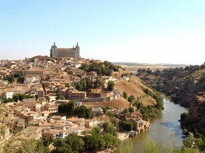 From Madrid: Toledo Full-Day Trip with Optional Cathedral - Meeting at Plaza Las Ventas and finding the right bus