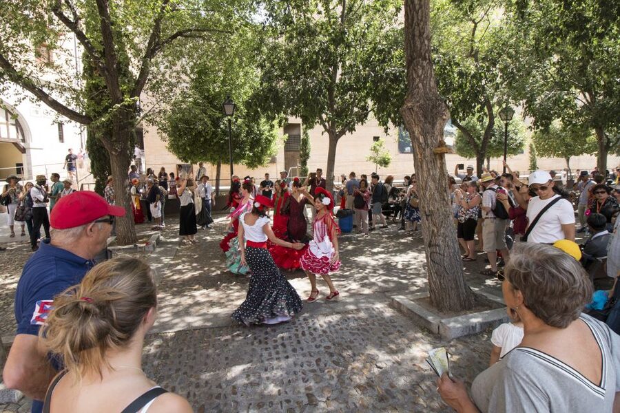 From Madrid: Toledo Full-Day Trip with Optional Cathedral - Free time that lets you choose: Santo Tomé, lunch, and slow wandering