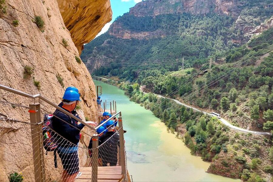 From Málaga: Caminito del Rey Guided Day Trip - Guide storytelling in English and German: why names matter on this hike