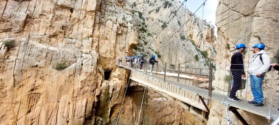 From Málaga: Caminito del Rey Guided Day Trip - Safety rules that affect how you pack (and how relaxed you feel)