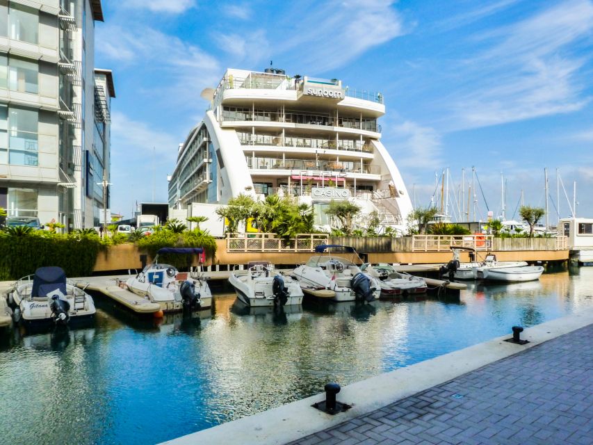 From Malaga: Day trip to Gibraltar and Dolphin Boat Tour - Food and lunch time: plan for what’s not included