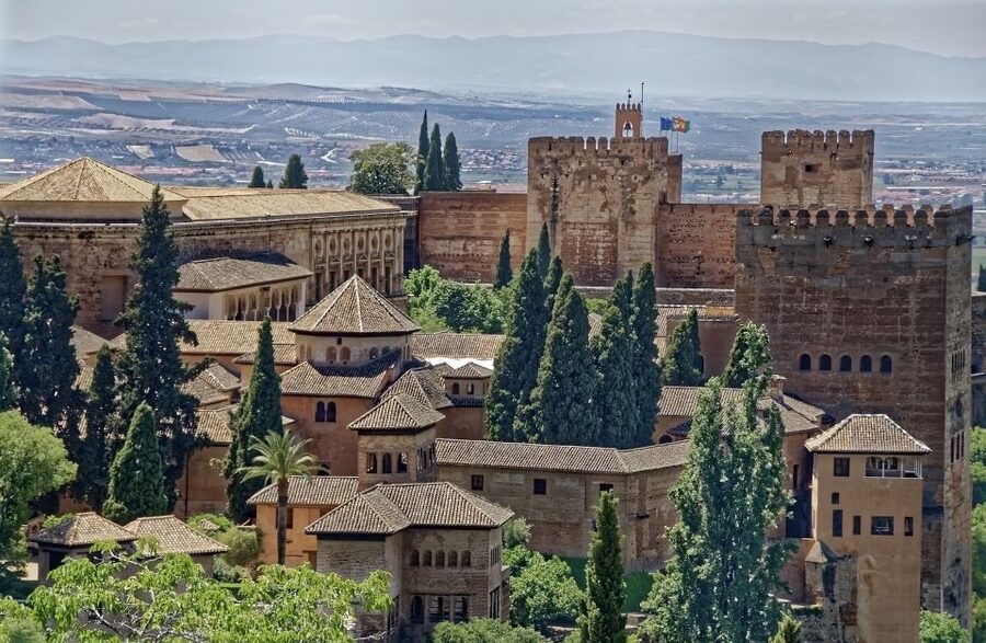 From Malaga: Granada Full-Day Trip with Alhambra - Alhambra Entrance Without the Line Drama: Priority Access + Headphones