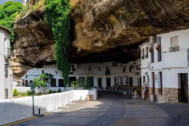 From Malaga: Ronda & Setenil de las Bodegas Guided Day Trip - Setenil de las Bodegas: Rock Houses, Narrow Streets, Big Photo Energy