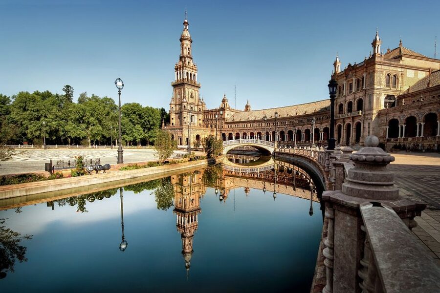 From Malaga: Seville Day Trip and Optional Monument Tickets - Practical tips that make this day easier