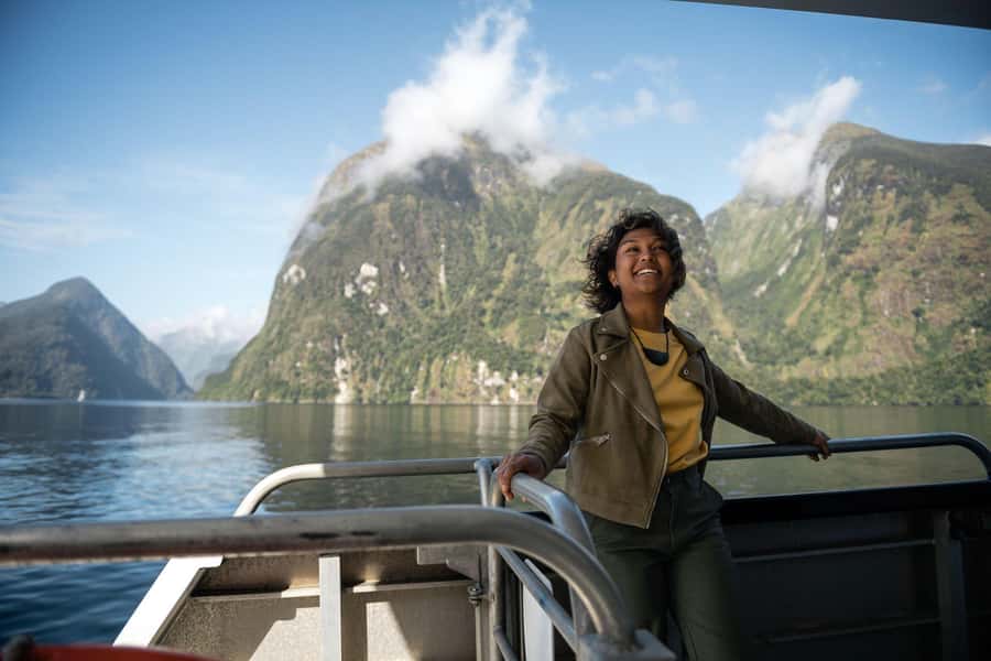 From Manapouri: Doubtful Sound Wilderness Day Trip - Wildlife spotting: what to look for (and how to avoid disappointment)