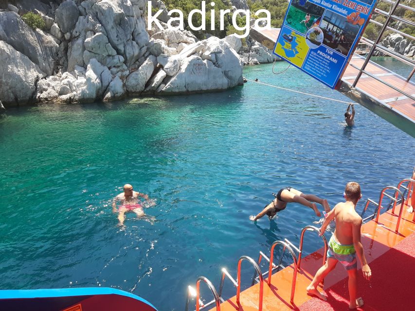 From Marmaris: Day Trip by Glass Bottom Semi Submarine - Semi-submarine magic: dry underwater views plus a shipwreck stop