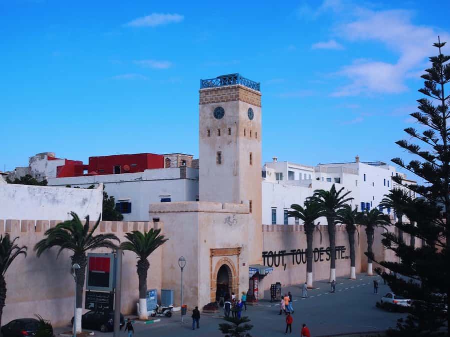 From Marrakesh: Essaouira Day Trip - Moulay Hassan Square: quick energy, then back to the road